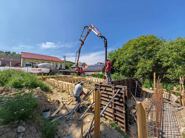 GSR Bau Pécs- gsávalap készítés betonpumpa Pécsett és környékén.