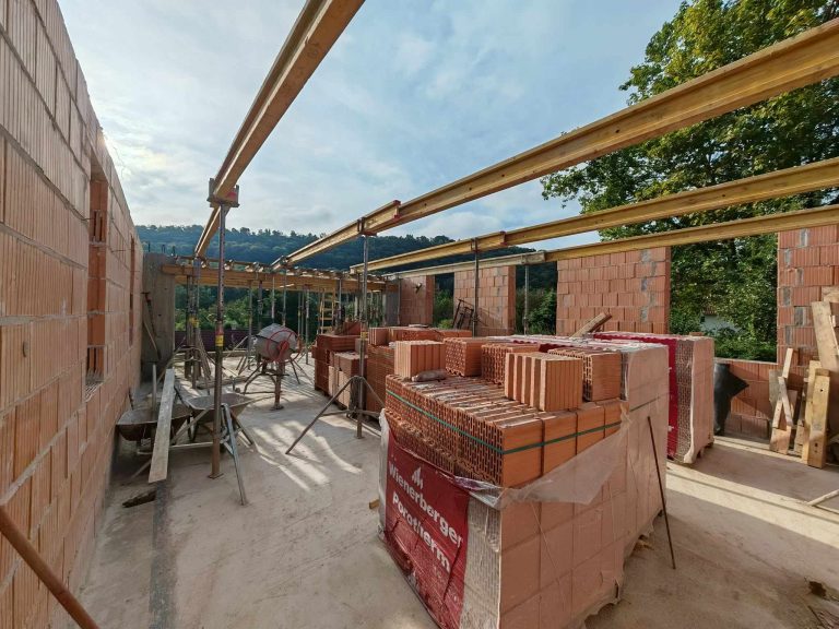 GSR Bau Pécs- gépi földmunka, kőműves munkák, épületbontás, generálkivitelezés, Pécsett és környékén.