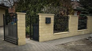 GSR Bau Pécs- gépi földmunka, kőműves munkák, épületbontás, generálkivitelezés, lakatos munkák Pécsett és környékén.